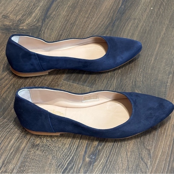 Coach and Four navy blue suede flats size 7 - Picture 6 of 9